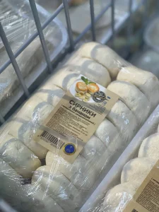 Сирники з бананом: ніжний сніданок із тропічним акцентом